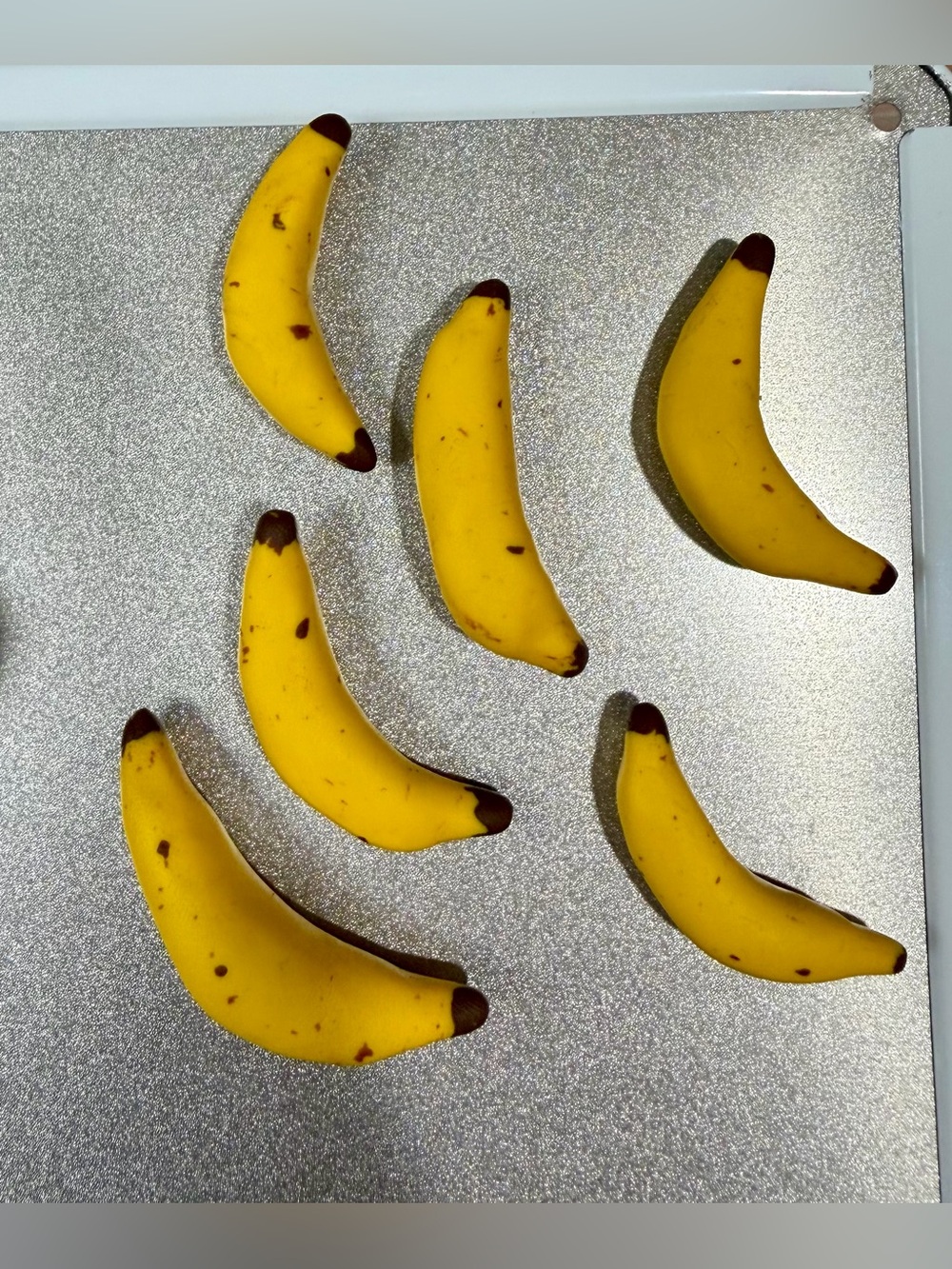 Handmade Ripe Banana Magnets 🍌 (Set of 6)
